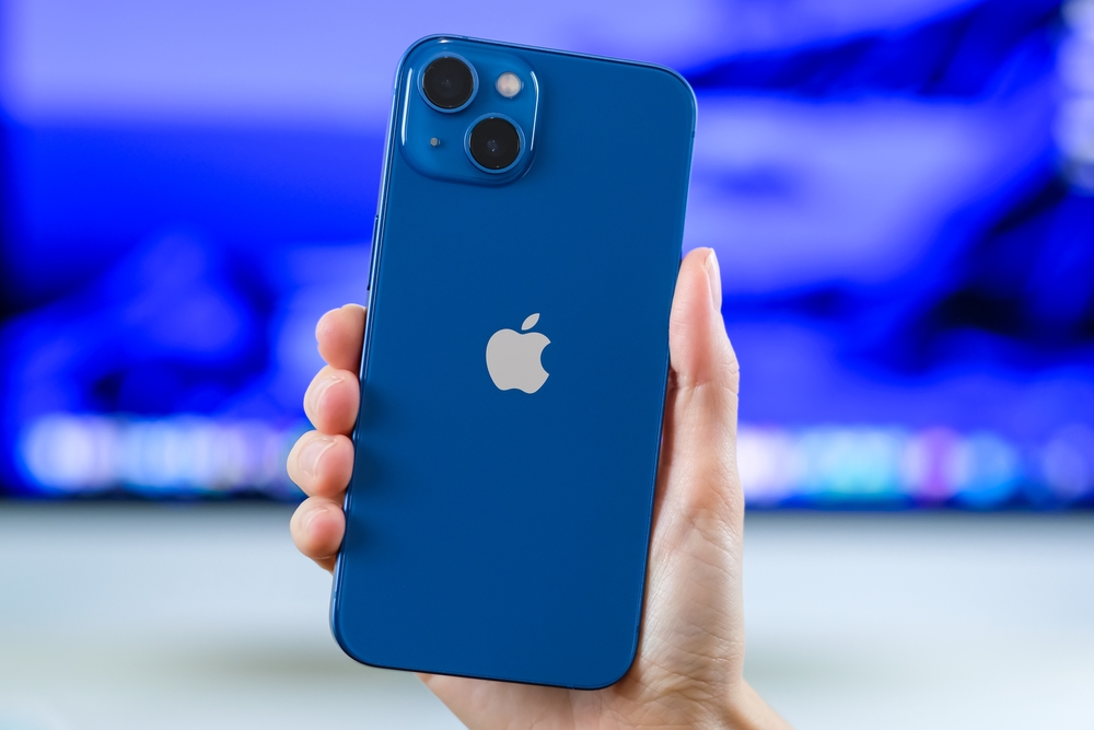 modry iphone 13